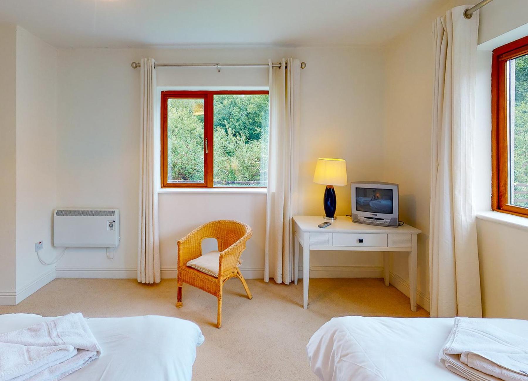 Lakeside Holiday Homes - Type A By Trident Holiday Homes Killaloe Eksteriør bilde