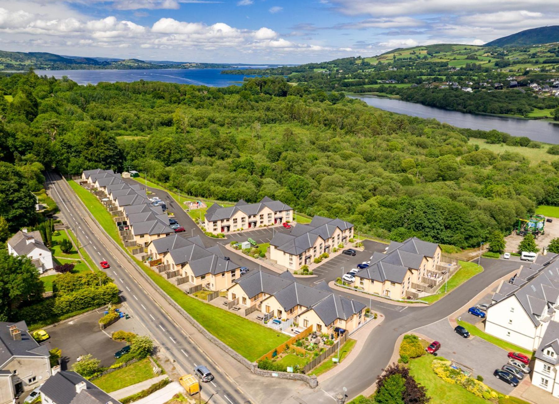 Lakeside Holiday Homes - Type A By Trident Holiday Homes Killaloe Eksteriør bilde
